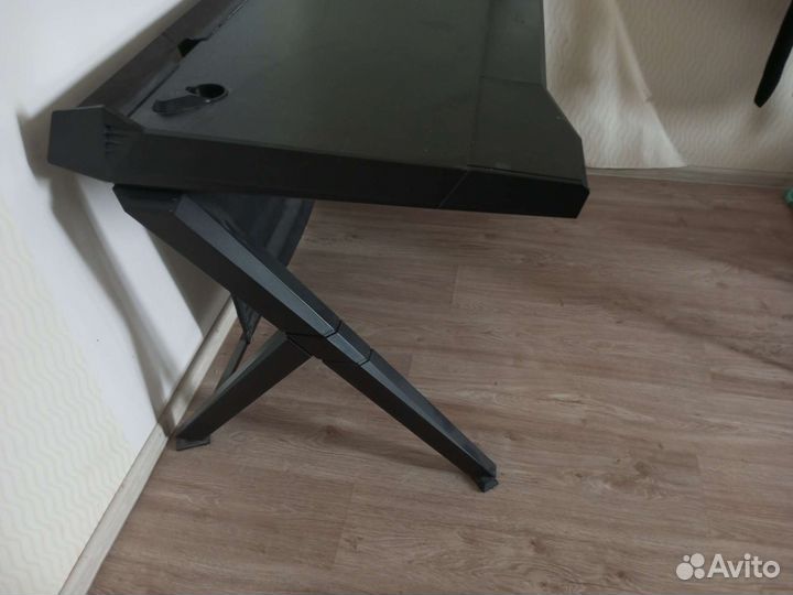 Игровой компьютерный стол бу