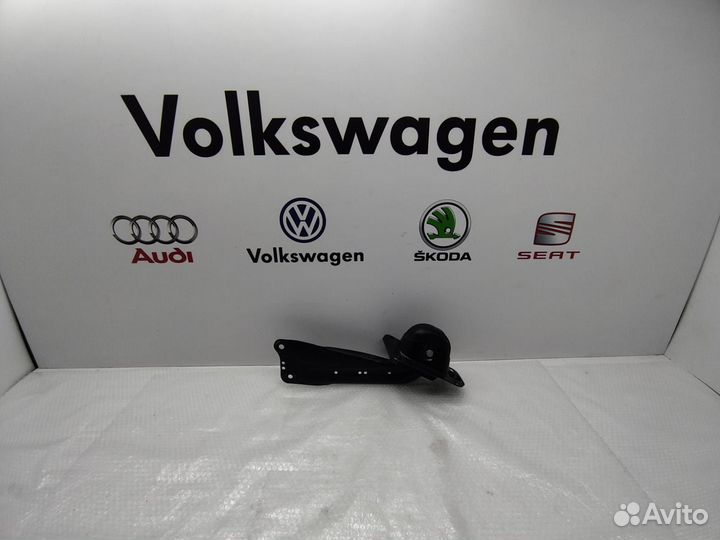 Задний левый продольный рычаг Skoda Kodiaq