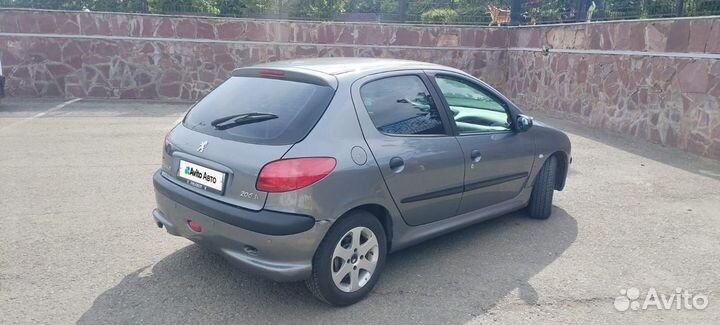 Peugeot 206 1.6 AT, 2005, 204 000 км