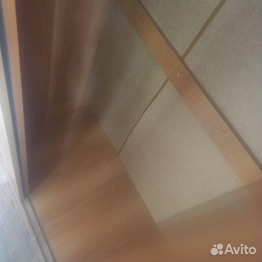 Шкаф выдвижной