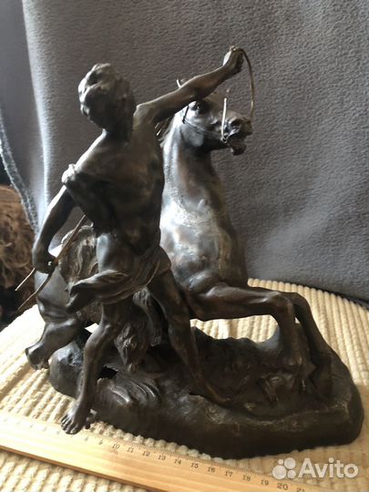 Скульптура Укрощение Коня. Шпиатр