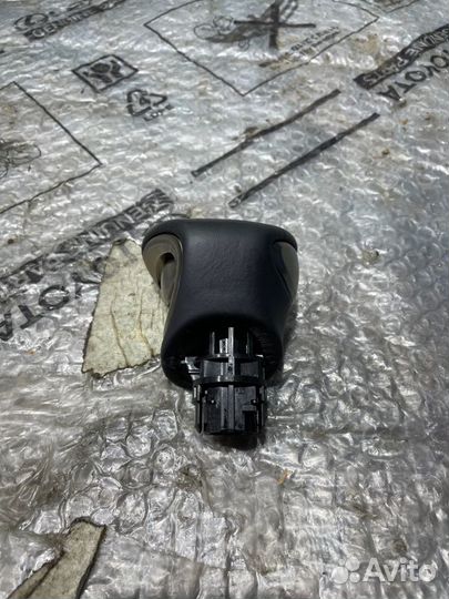 Рукоятка кулисы кпп Lexus Es 7 седан 6AR-FSE 2021