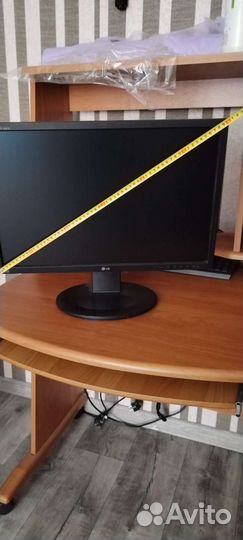Монитор LG flatron