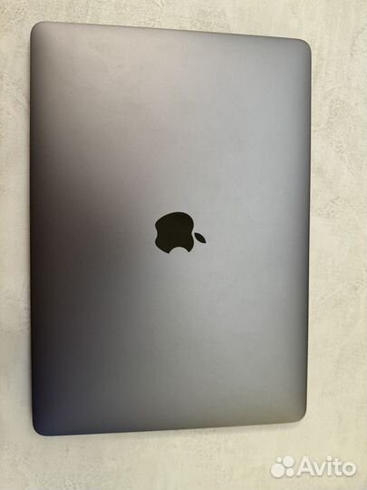 Apple macbook pro 13 2019