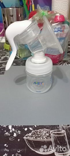 Молокоотсос avent