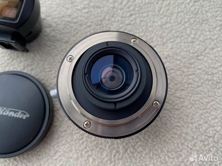 Voigtlander Snapshot-Skopar 25/4 + видоискатель