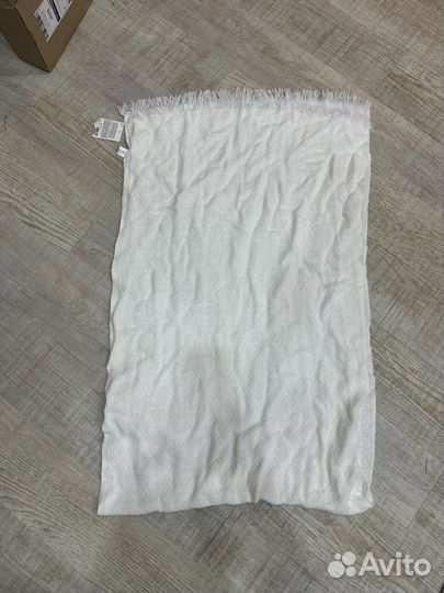 Шарф новый kari белый