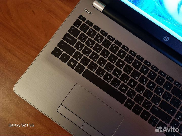Ноутбук hp 250 g6 i3/4/SSD/fullhd