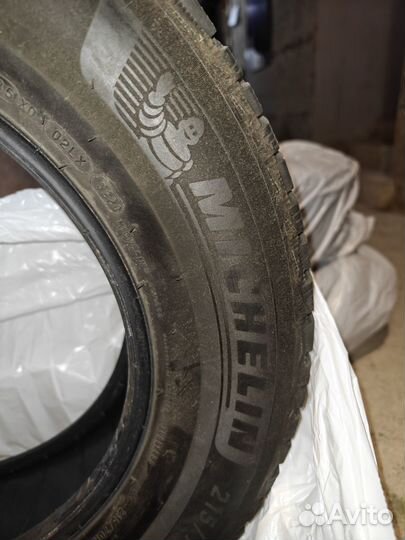 Michelin X-Ice North 4 215/70 R16 100T