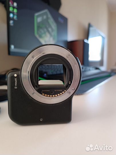 Адаптер Sony la-ea2