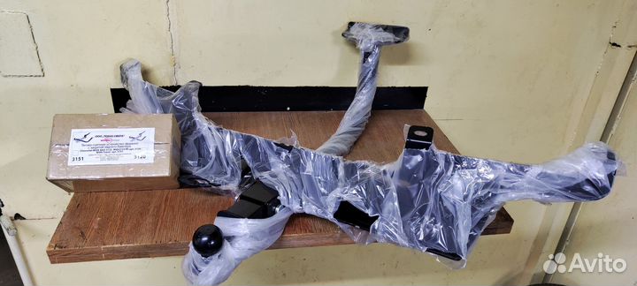 Фаркоп на niva travel