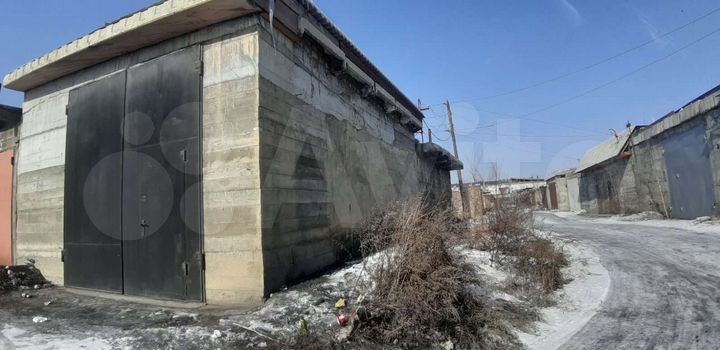 Гараж, > 30 м²