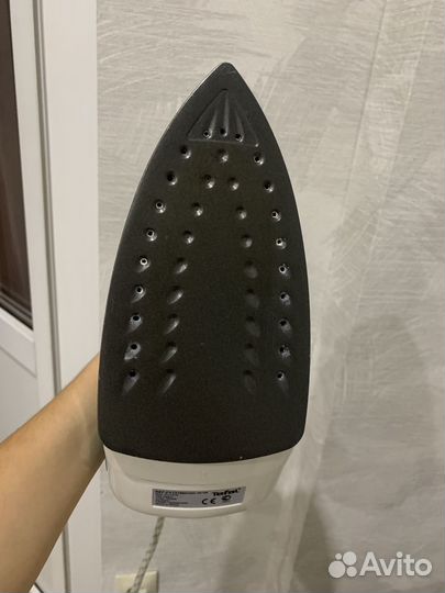 Гладильная доска и утюг