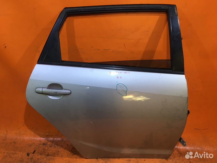 Дверь Toyota Caldina AZT241W (Заднее Правое)