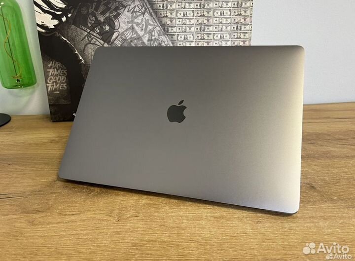 MacBook Pro 16 2019