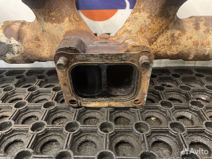 2169073 Коллектор выпускной