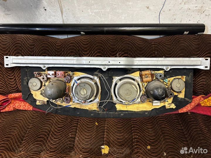 Музыкальная задняя полка ваз 2110, приора седан