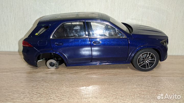 Mercedes-Benz GLE (V167) Norev 1:18 на З/Ч