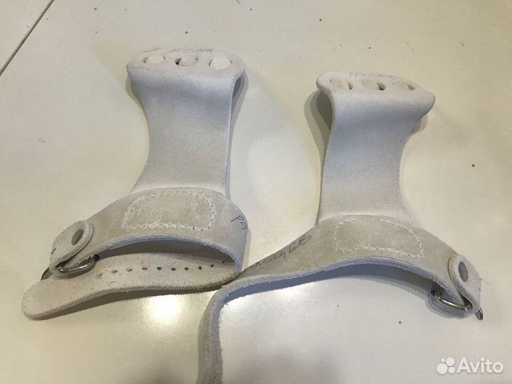 Накладки (захваты) гимнастические 1 размер