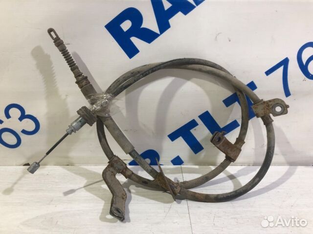 Трос ручника левый KIA ceed JD 1.4 мт универсал