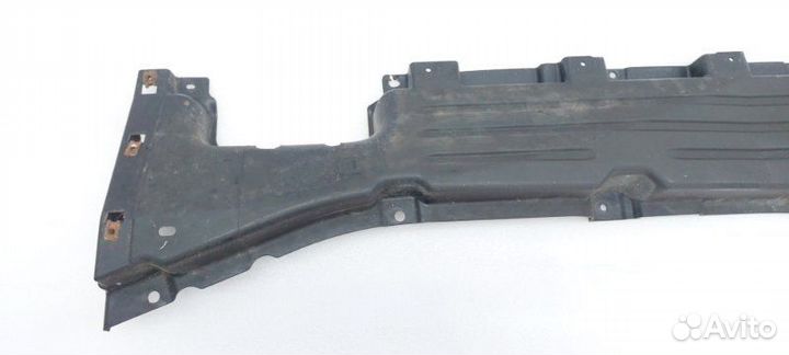 Б/У Б/У Защита антигравийная Состояние хорошее