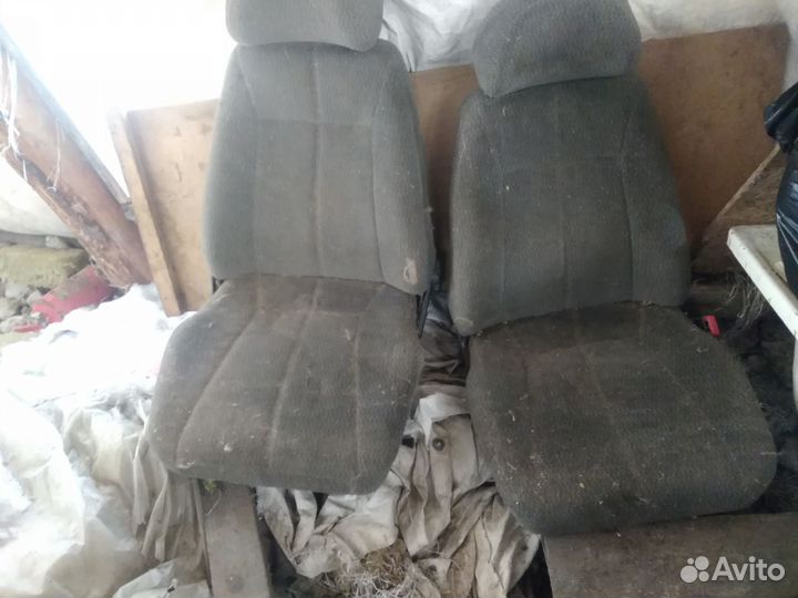 Сиденья на 2112переднии с подогревом