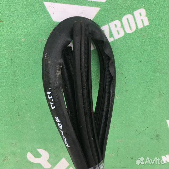 Уплотнитель двери Ровер 4-серия