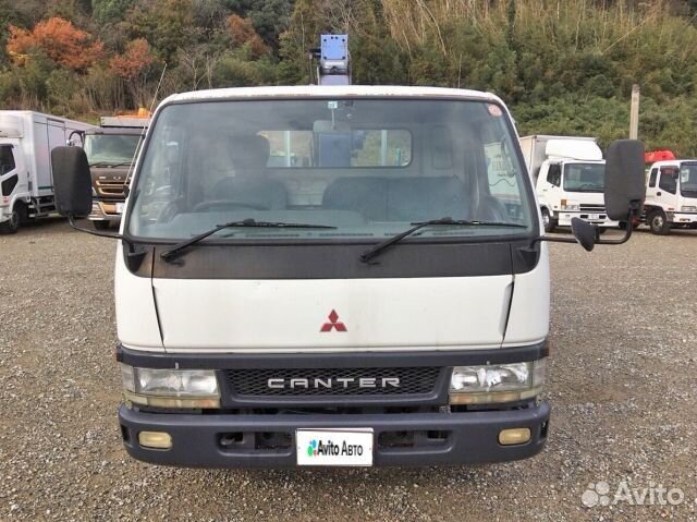 Бортовой грузовик Mitsubishi Fuso Canter с КМУ Tadano, 2000