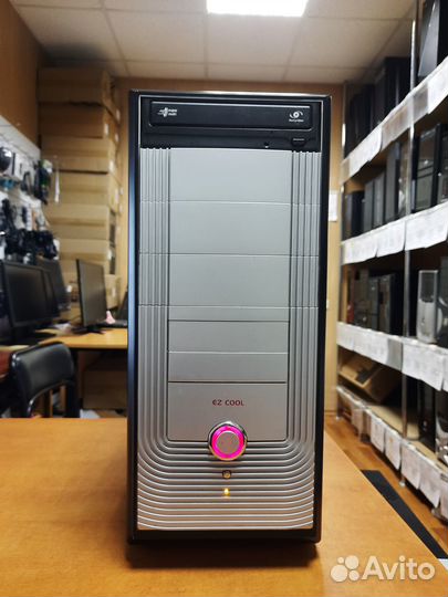 Компьютер Intel Xeon E5430/4/SSD+HDD/GT710