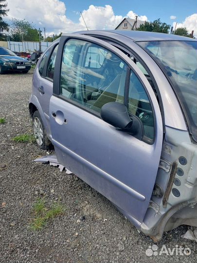 Дверь передняя правая citroen c3