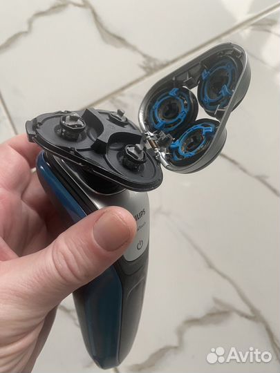 Бритва электрическая philips Aqua Touch