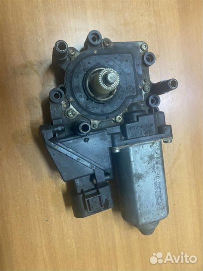 Моторчик стеклоподъемника Audi A3 (8L1) 1996-2003