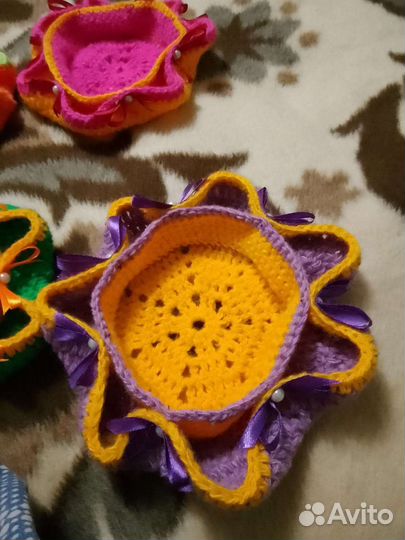 Вязаные корзинки