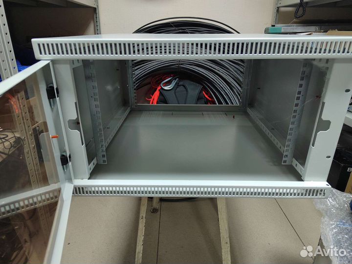 Шкаф телекоммуникационный 6U