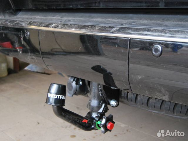 335360600001 Фаркоп на Toyota Land Cruiser 200