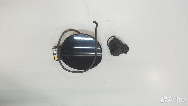 Лючок бензобака Volkswagen Passat CC, 2011