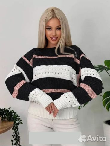 Свитер женский