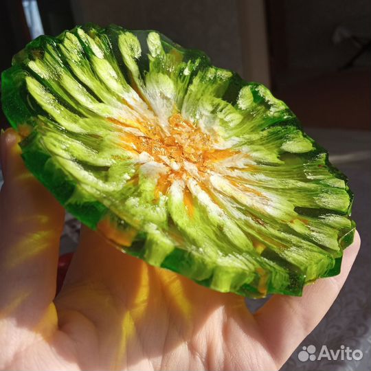 Брелок из эпоксидной смолы