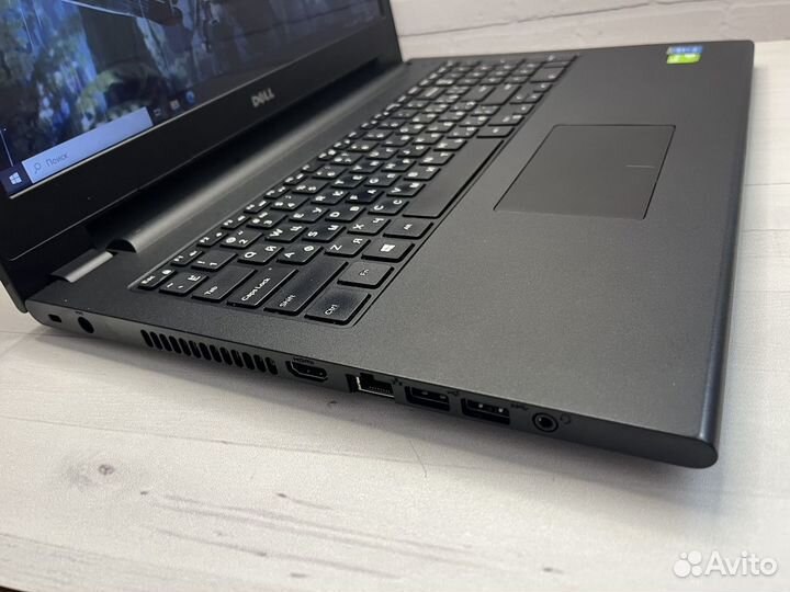 Мощный ноутбук Dell Core i7/2видеокарты/8gb/SSD