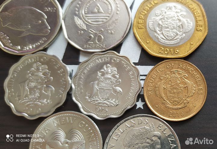 Монеты островов
