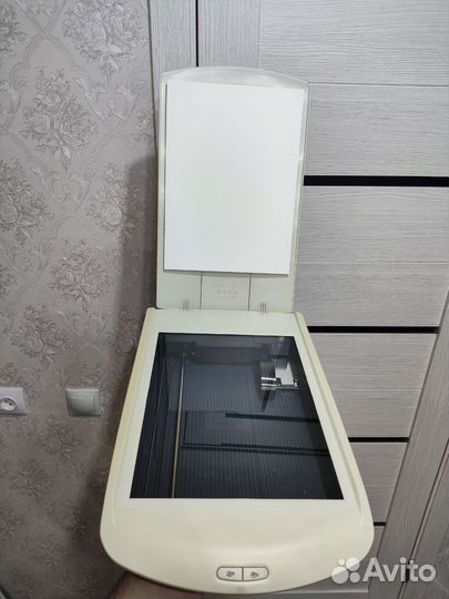 Сканер HP Scanerjet 2400