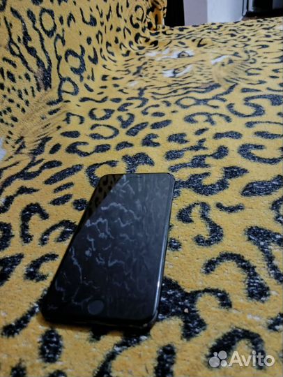 iPhone 8 Plus, 64 ГБ