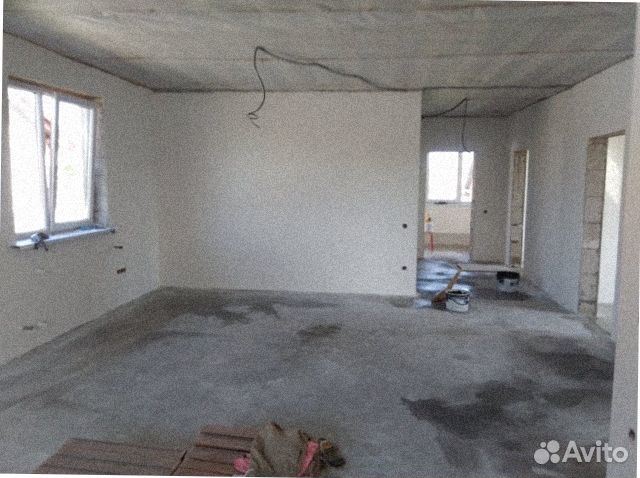 Механизированная (машинная) шпаклевка стен