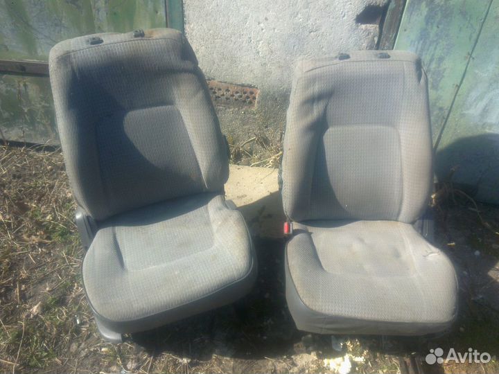 Сидения передние и заднее