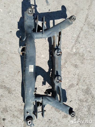 Балка задняя (подрамник) Volkswagen Tiguan DBG