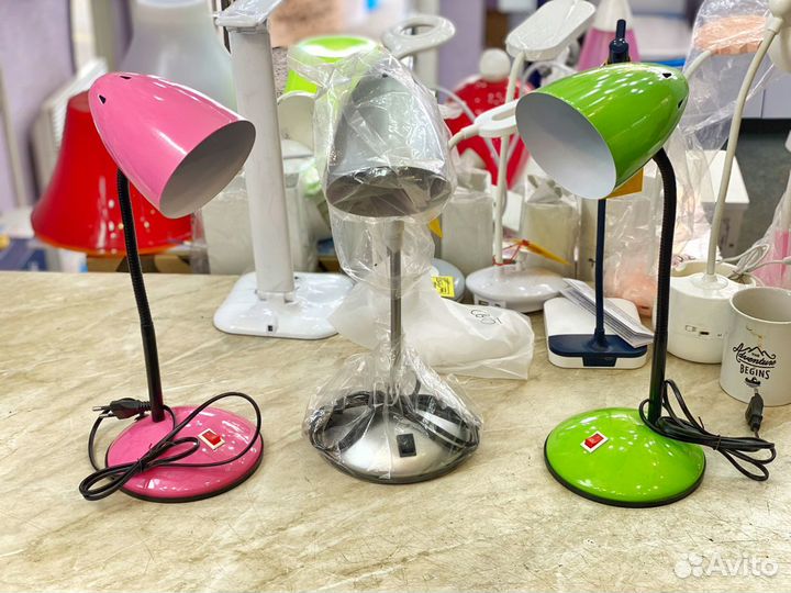 Лампа настольная, «прищепка», дневной свет