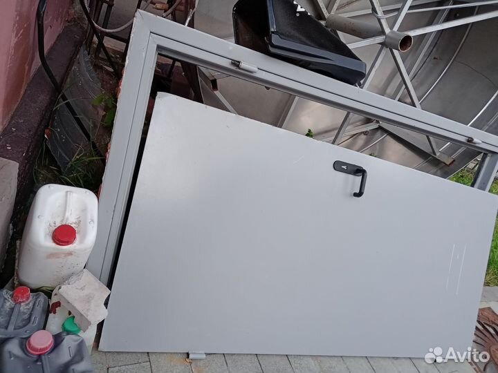 Дверь пожарная