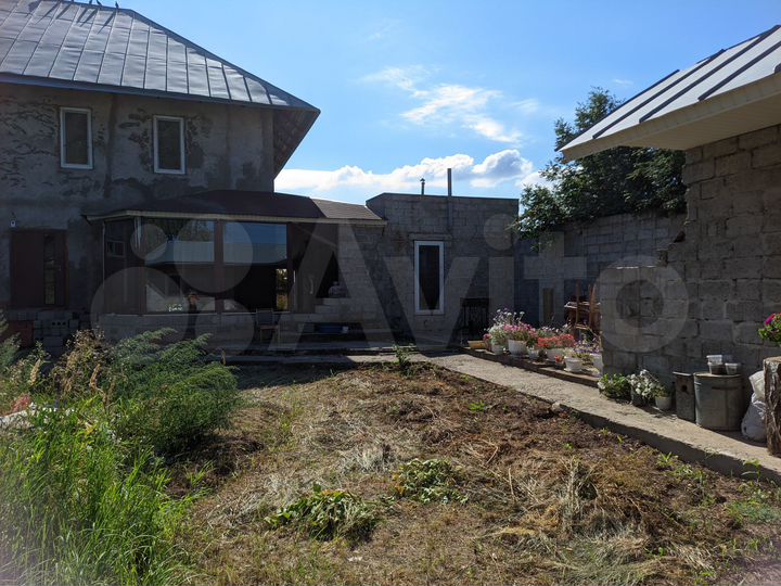 Дом 260 м² на участке 32 сот.