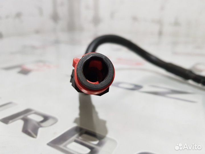 Трубка топливная Mitsubishi Colt UA-Z25A 4G19 2004