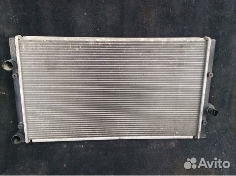 Радиатор охлаждения VW Golf 3 1.9 TD 3004130